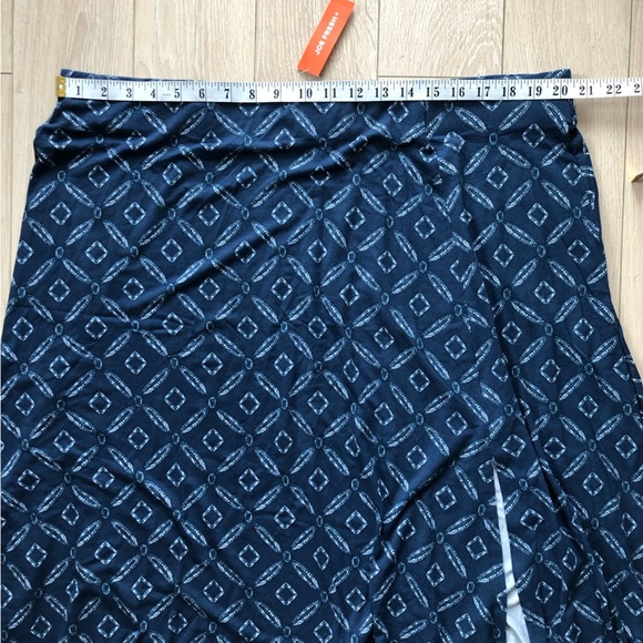 NWT Joe Fresh Slit Maxi Skirt in Blue Size 1X - Picture 2 of 10